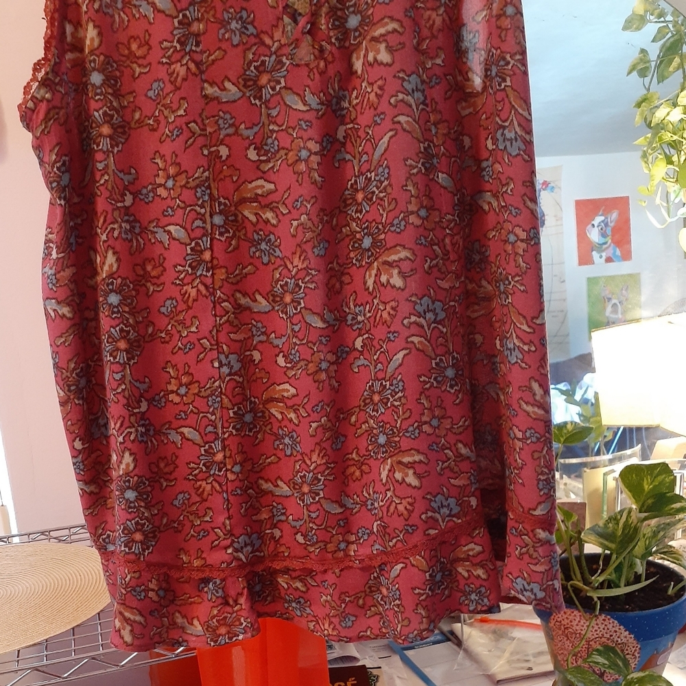 Blouse - Picture 10 of 10
